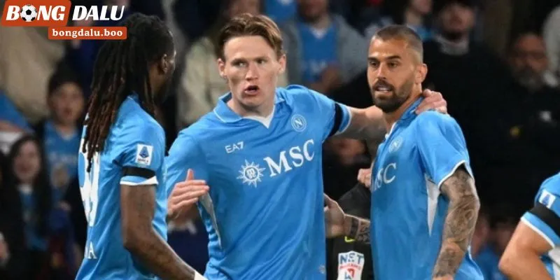 Phân tích về phong độ đội bóng khi soi kèo Napoli vs Pisa